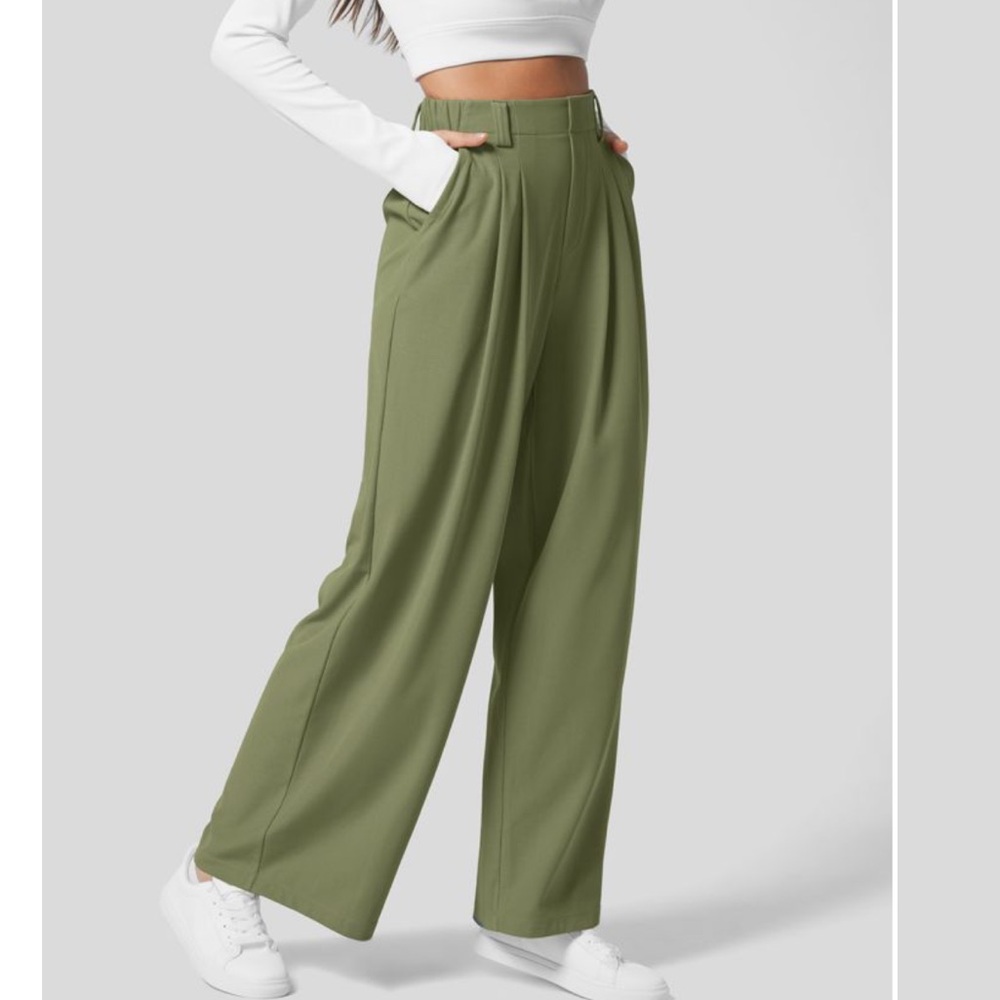 Halara High Waisted Plicated Side Pocket Wide Leg Waffle Work Pants